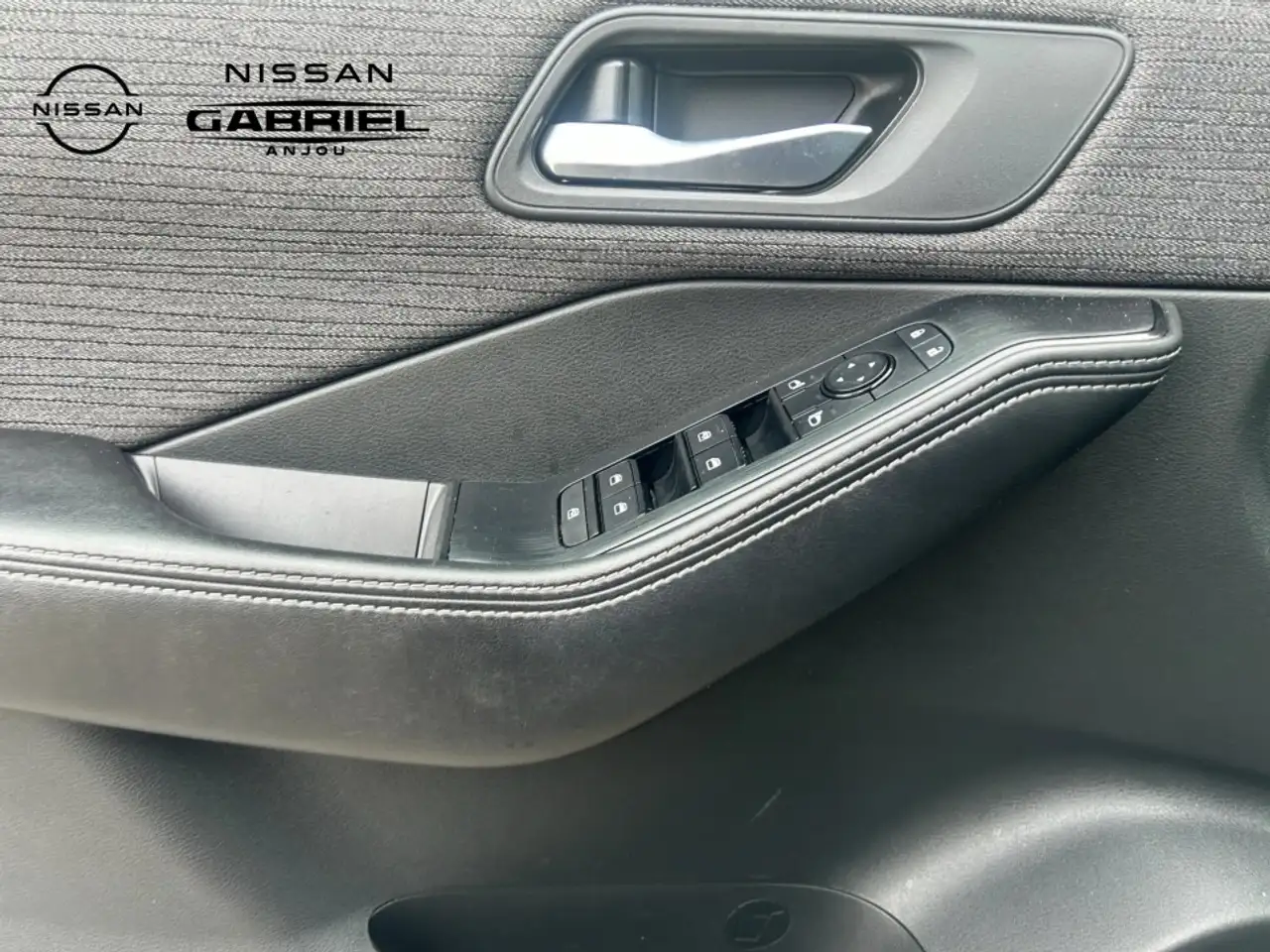 Nissan Rogue photo Nissan Rogue