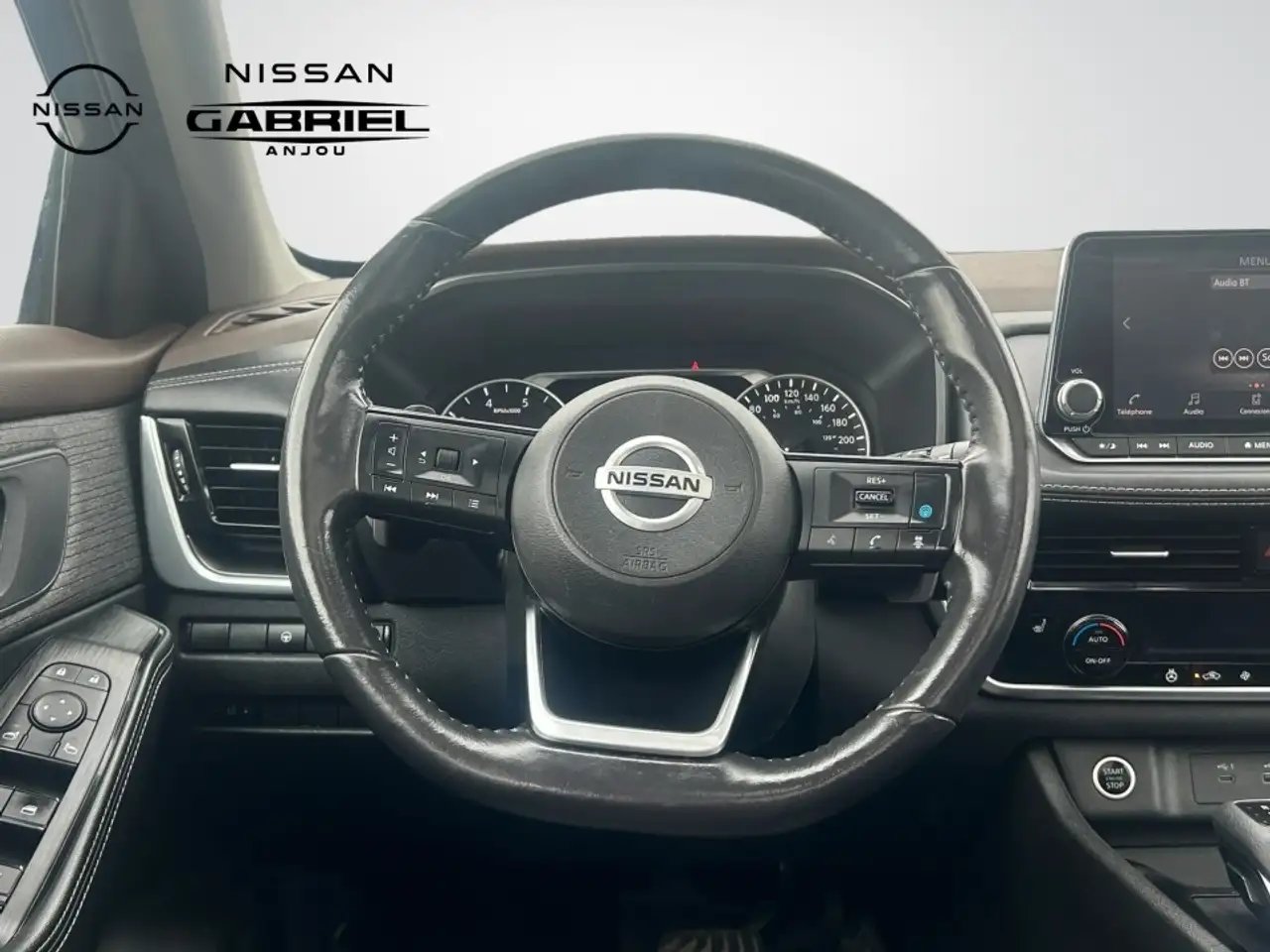 Nissan Rogue photo Nissan Rogue