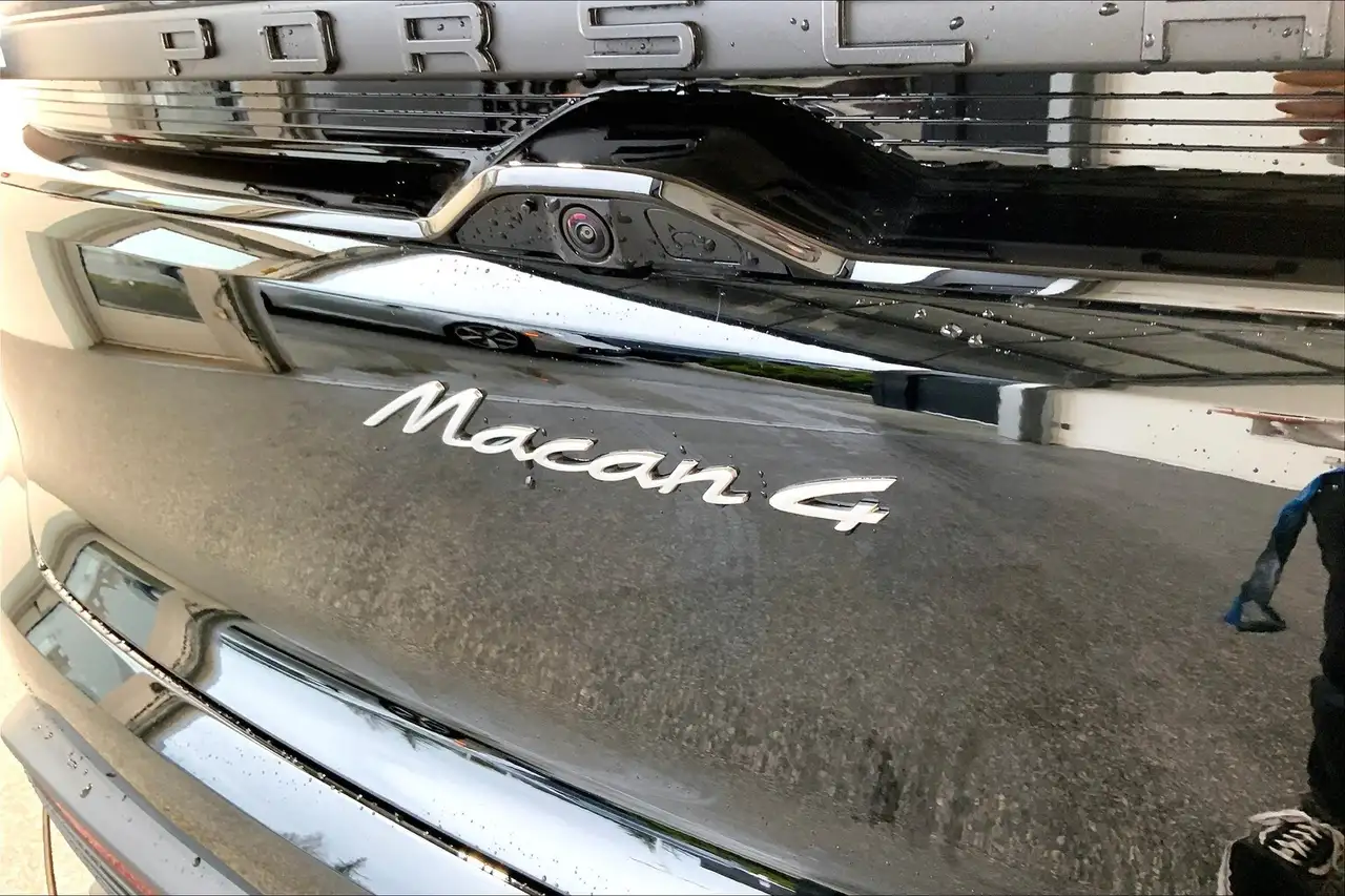 Porsche Macan снимка Porsche Macan