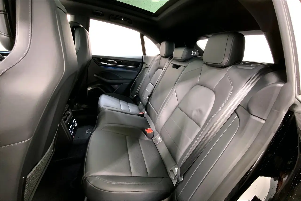 Porsche Macan снимка Porsche Macan