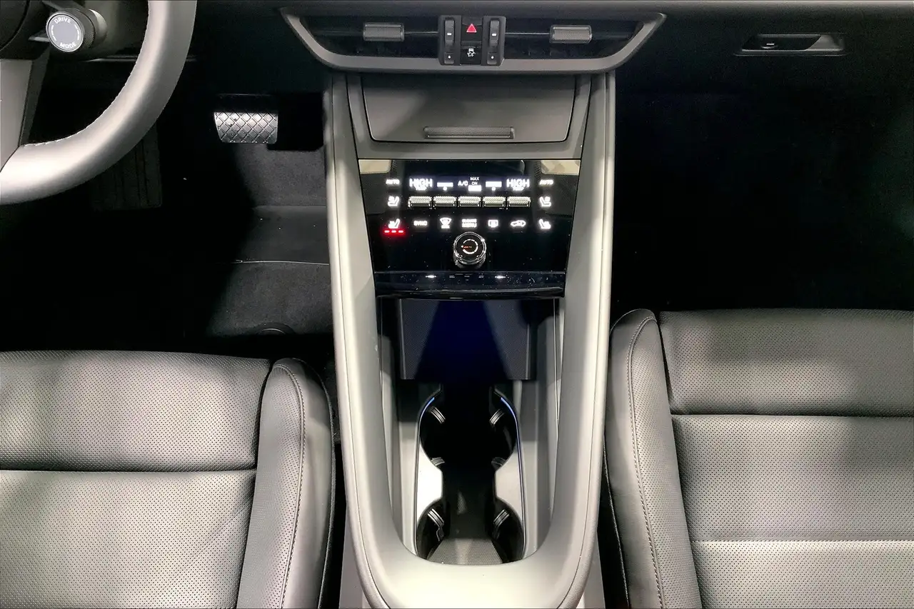 Porsche Macan снимка Porsche Macan
