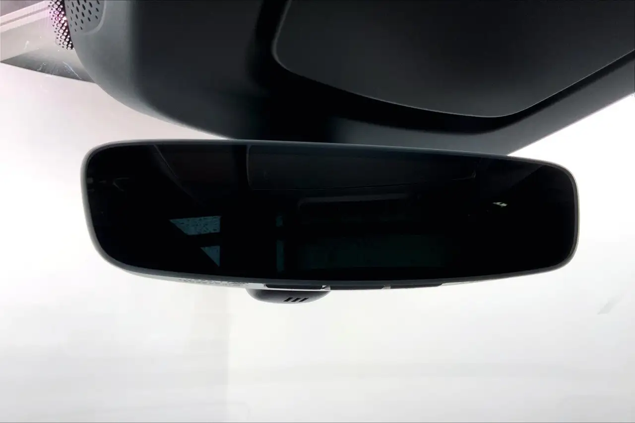 Porsche Macan снимка Porsche Macan