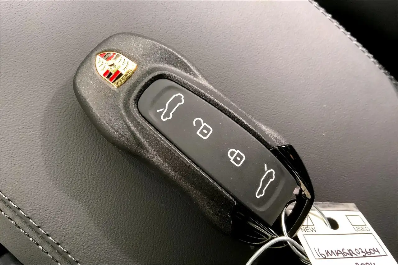 Porsche Macan снимка Porsche Macan