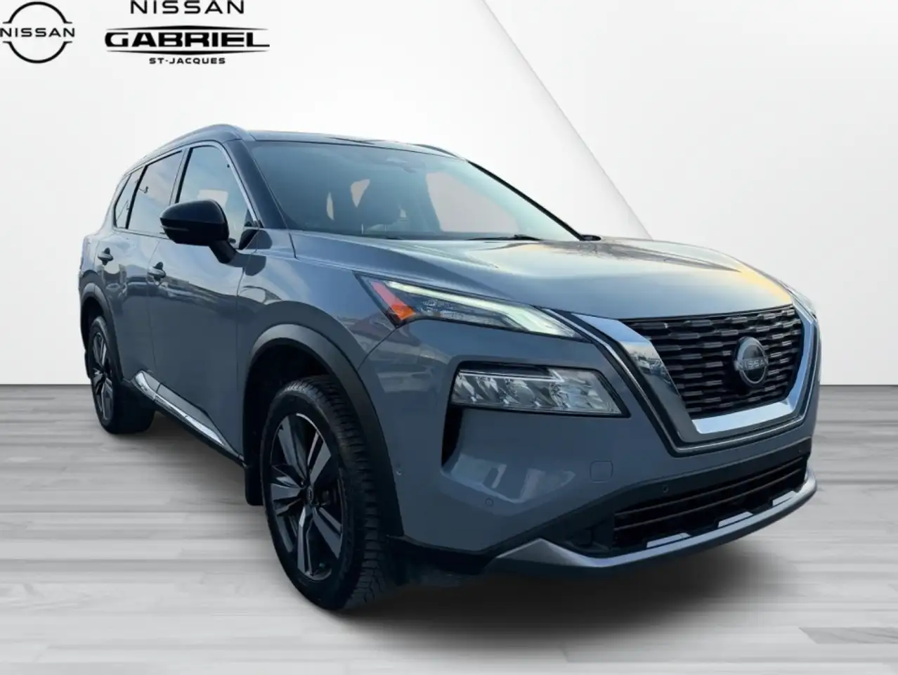 Nissan Rogue снимка Nissan Rogue
