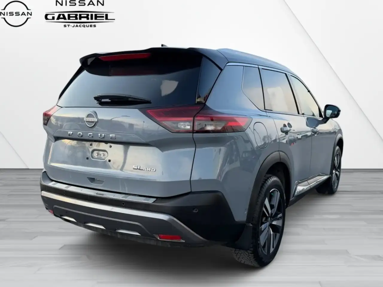 Nissan Rogue снимка Nissan Rogue