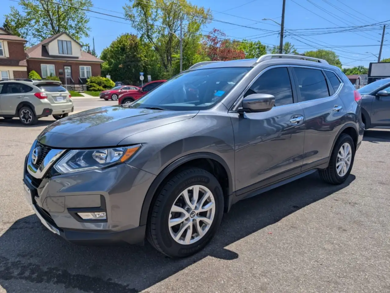 Nissan Rogue снимка Nissan Rogue