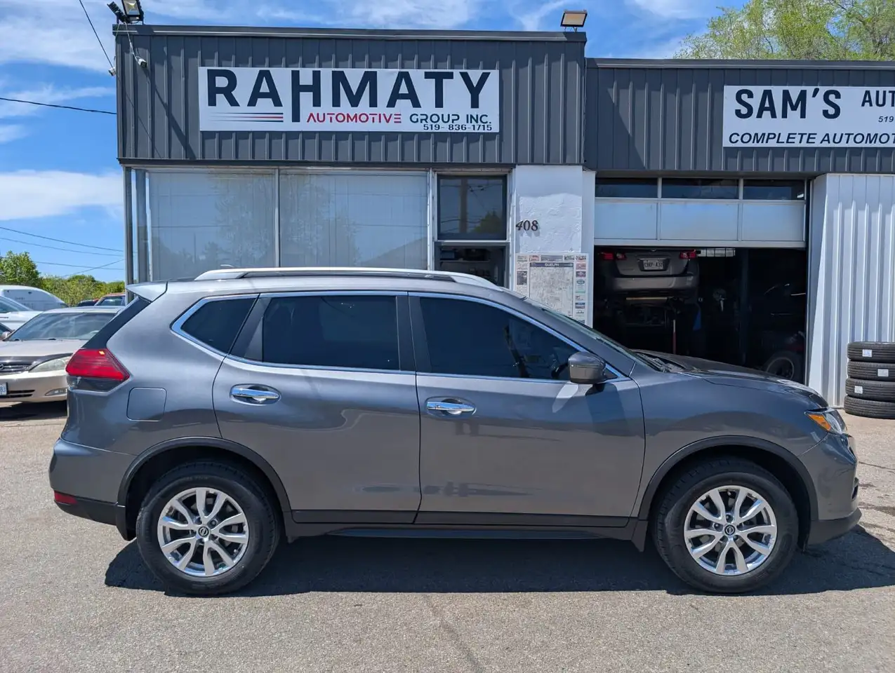 Nissan Rogue снимка Nissan Rogue