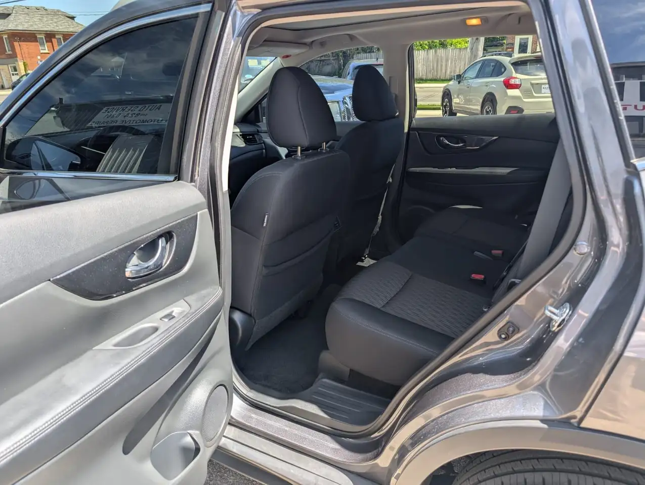 Nissan Rogue снимка Nissan Rogue