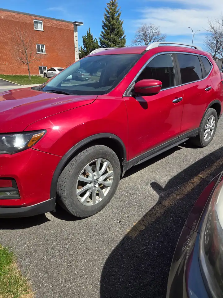 Nissan Rogue снимка Nissan Rogue