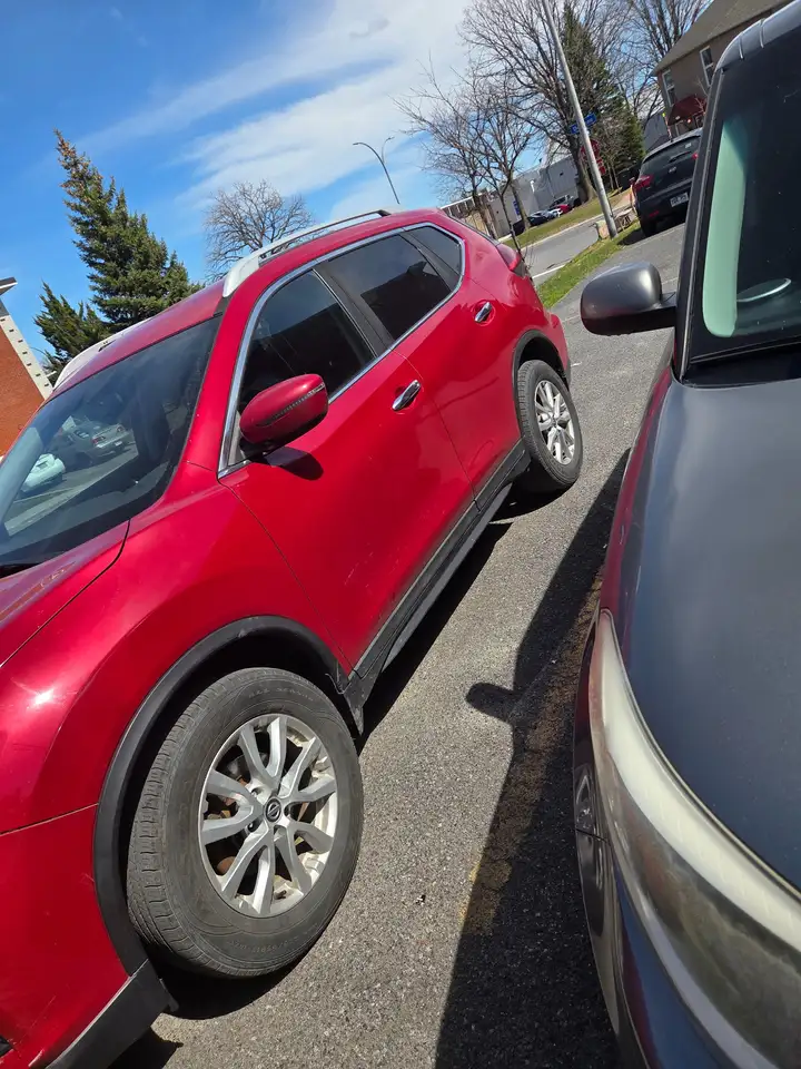 Nissan Rogue снимка Nissan Rogue