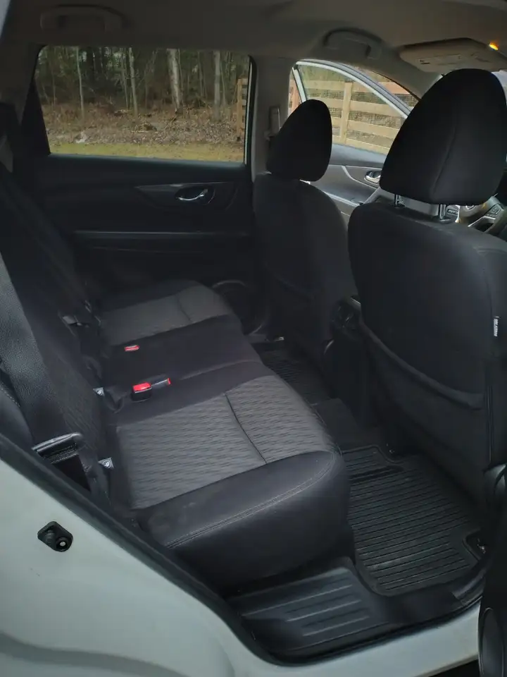 Nissan Rogue fotografie Nissan Rogue