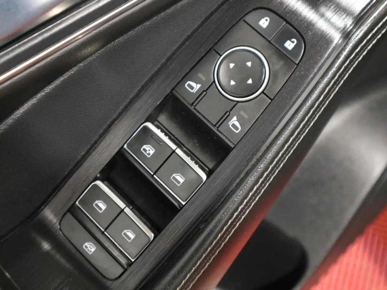 Nissan Rogue photo Nissan Rogue