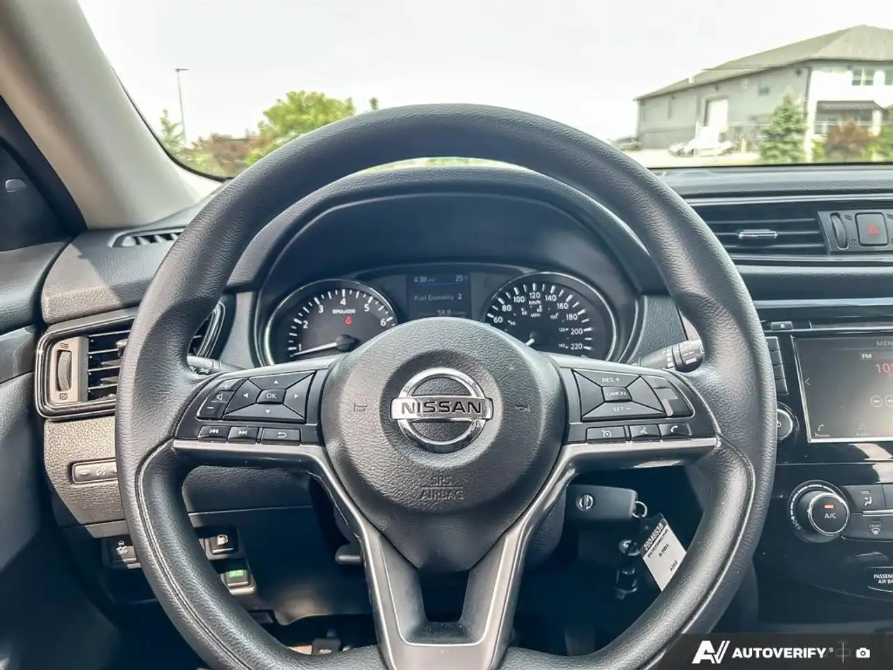 Nissan Rogue photo Nissan Rogue