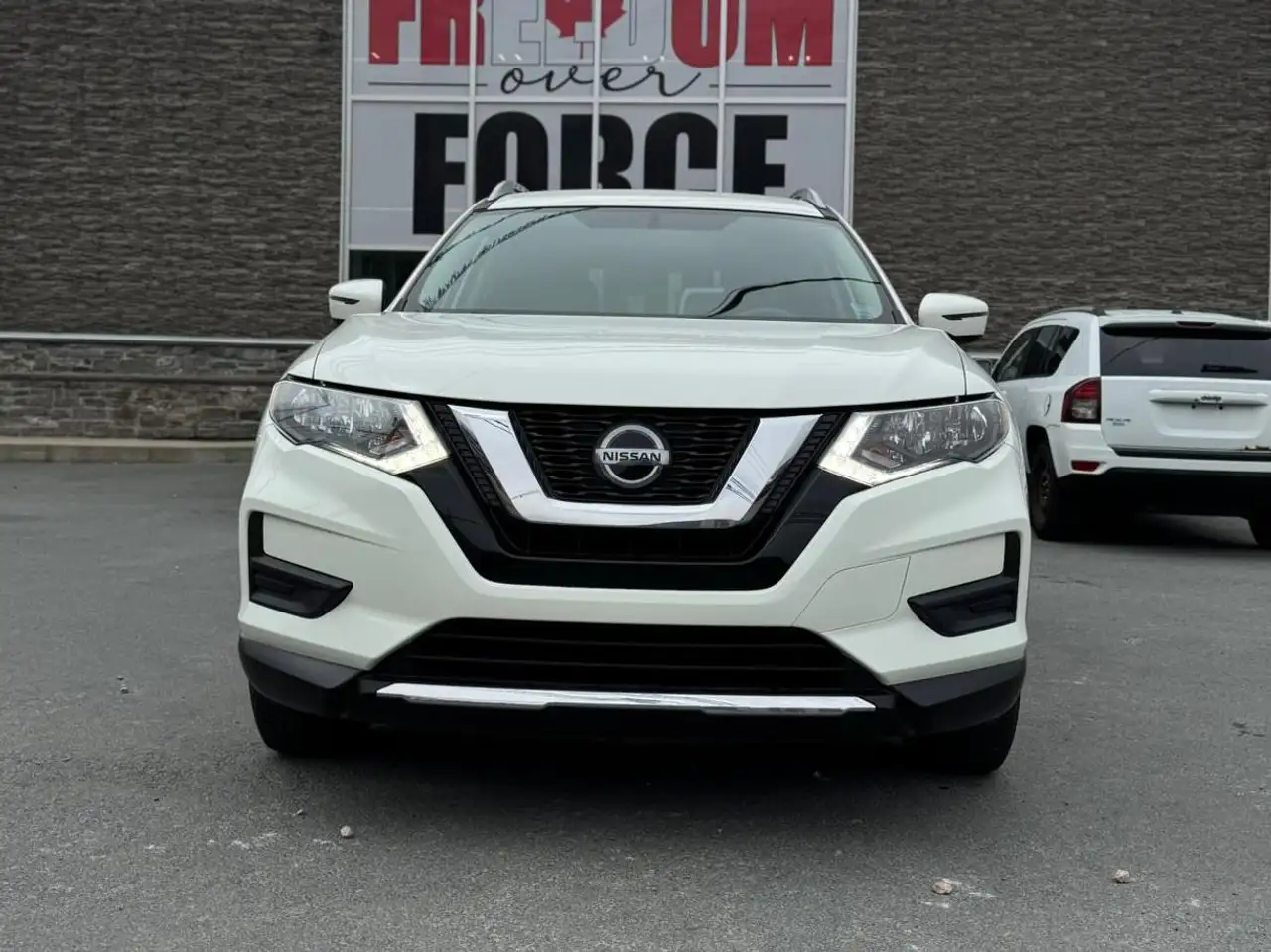 Nissan Rogue fotografie Nissan Rogue