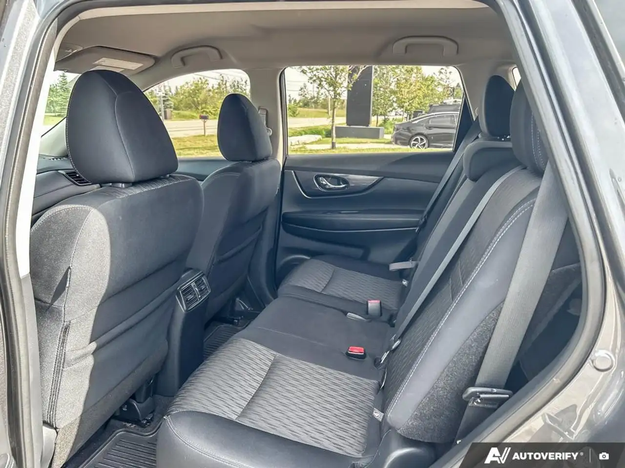 Nissan Rogue photo Nissan Rogue