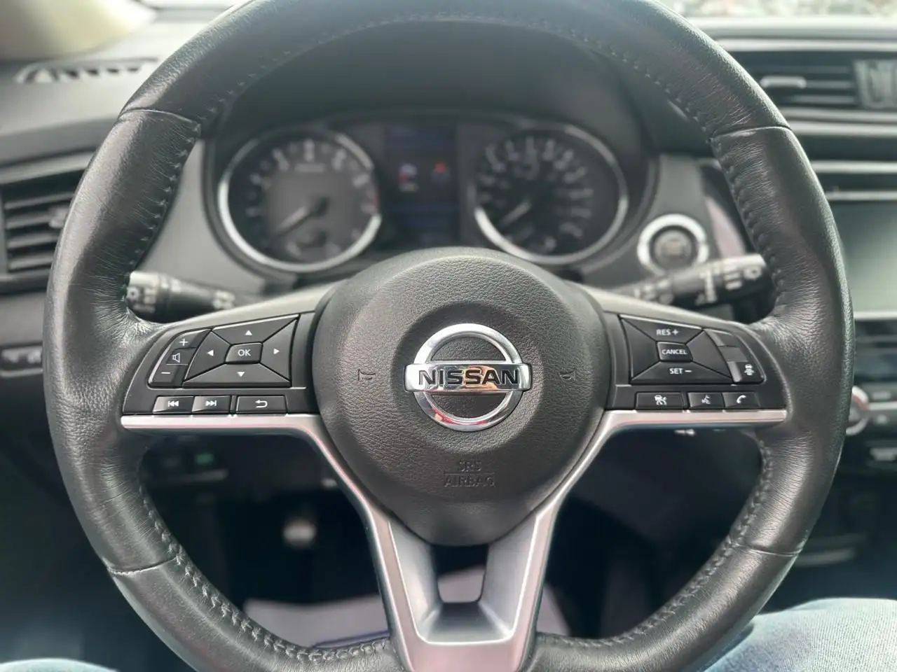 Nissan Rogue fotografie Nissan Rogue