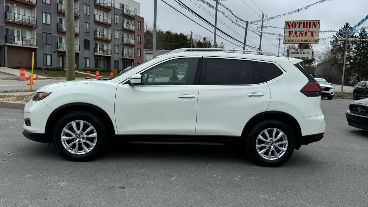 Nissan Rogue fotografie Nissan Rogue
