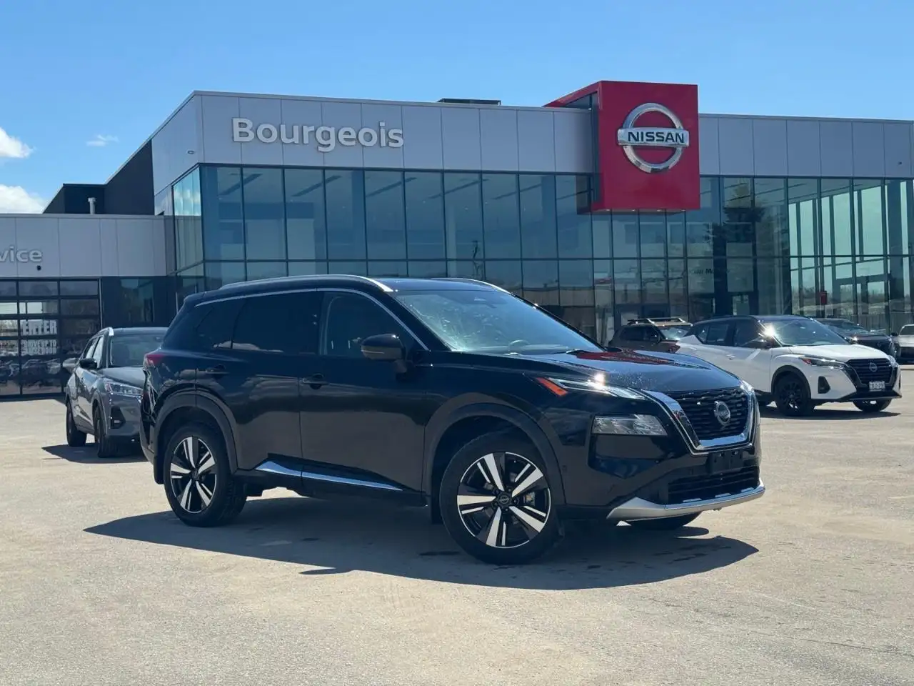 Nissan Rogue снимка Nissan Rogue