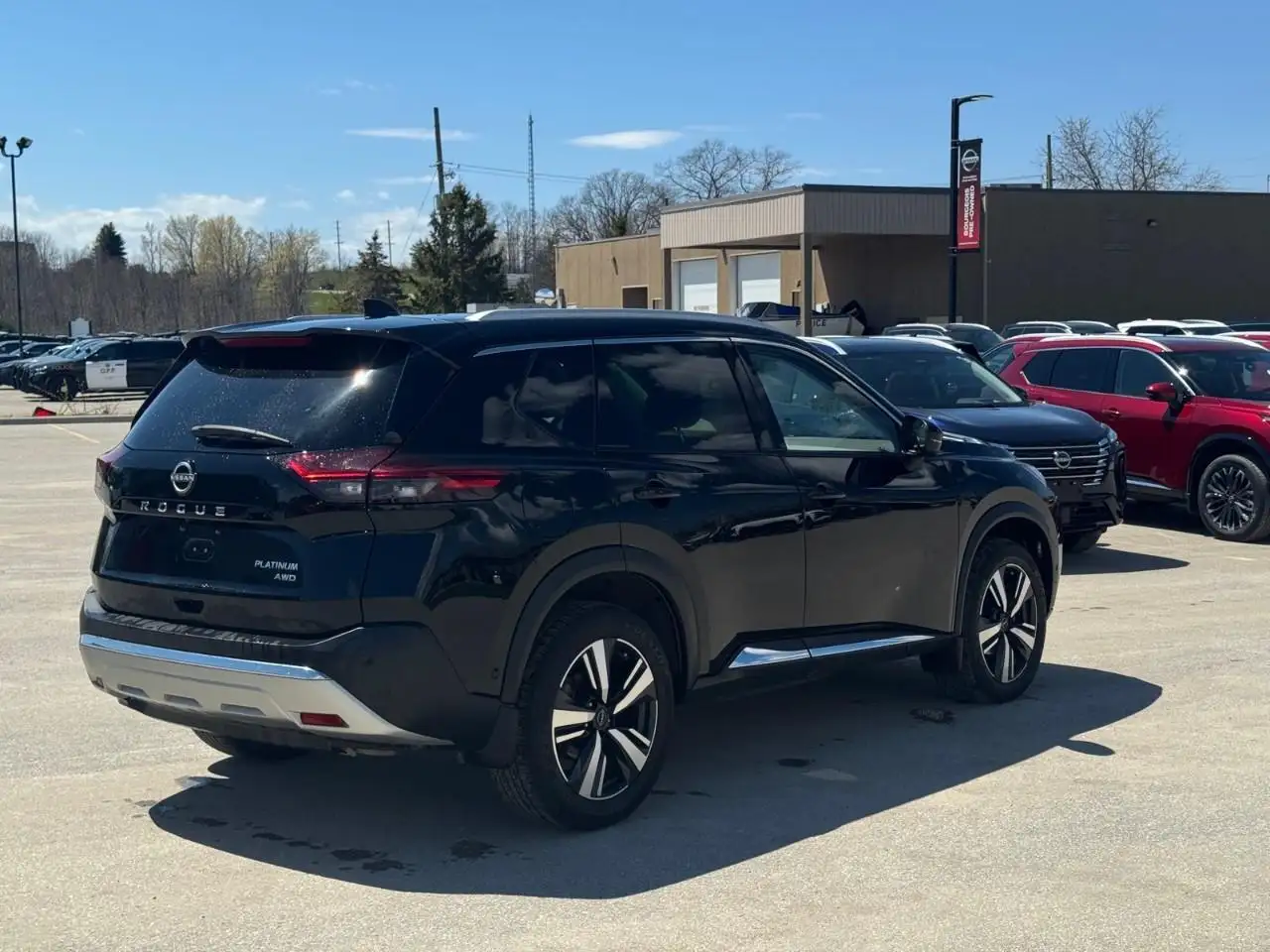 Nissan Rogue снимка Nissan Rogue
