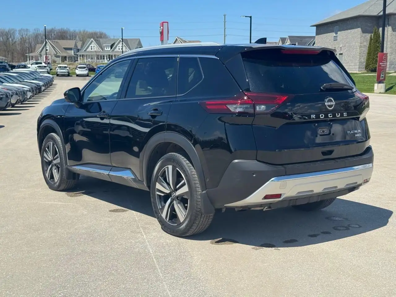 Nissan Rogue снимка Nissan Rogue