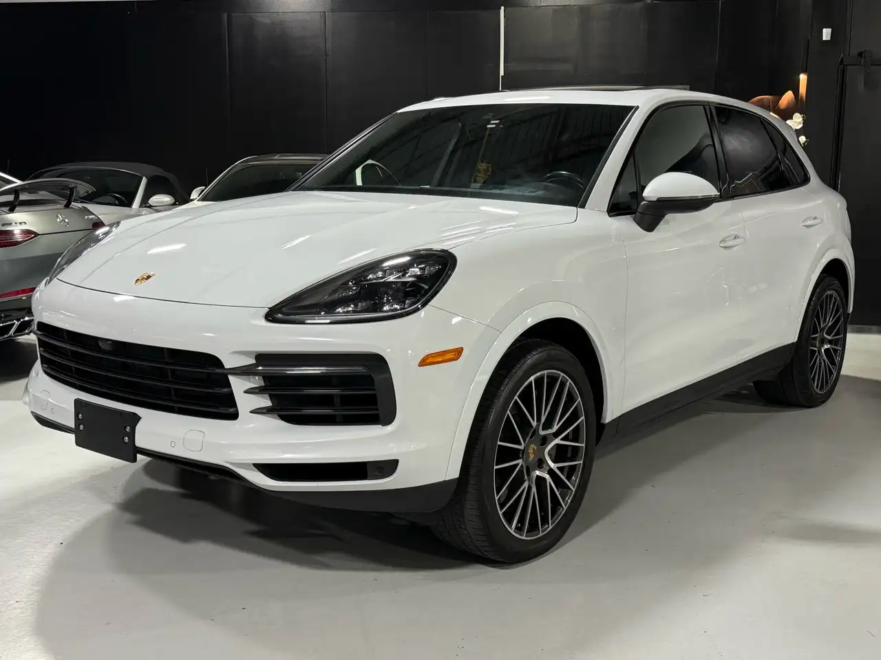 Porsche Cayenne photo Porsche Cayenne