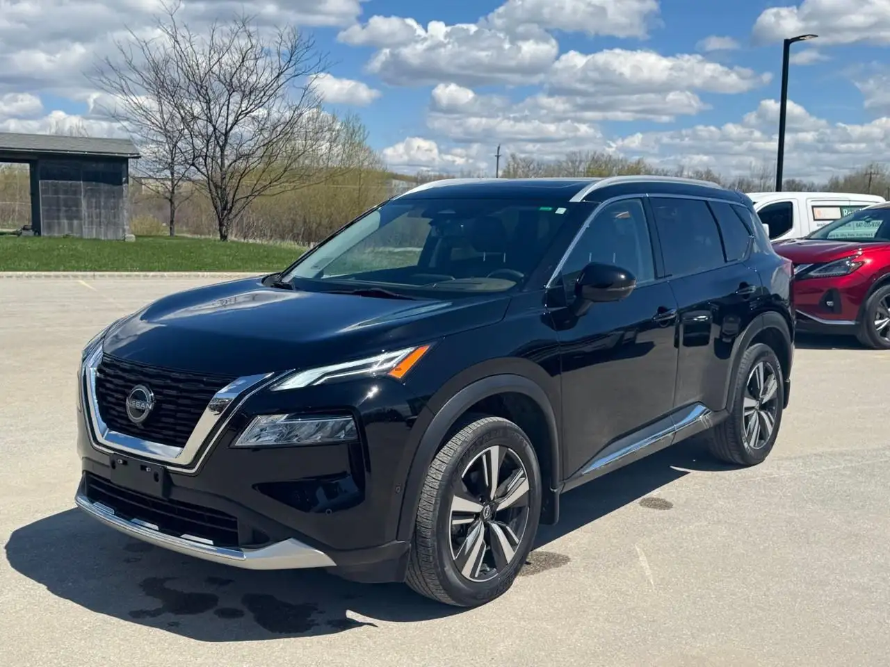 Nissan Rogue снимка Nissan Rogue