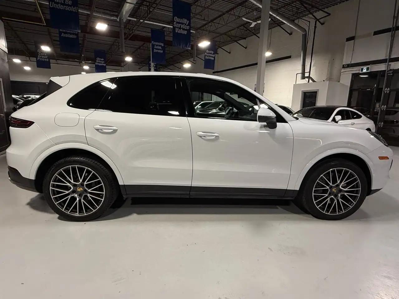 Porsche Cayenne photo Porsche Cayenne