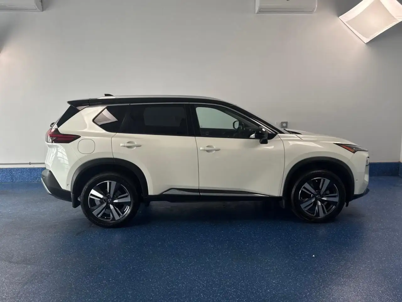 Nissan Rogue fotografie Nissan Rogue