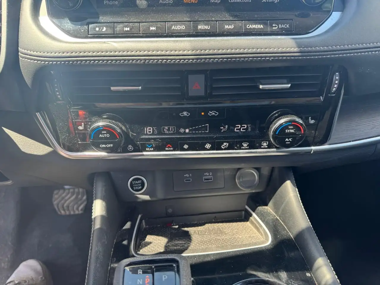 Nissan Rogue снимка Nissan Rogue