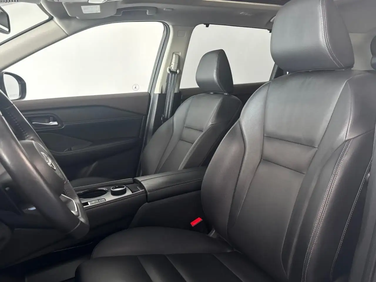 Nissan Rogue fotografie Nissan Rogue