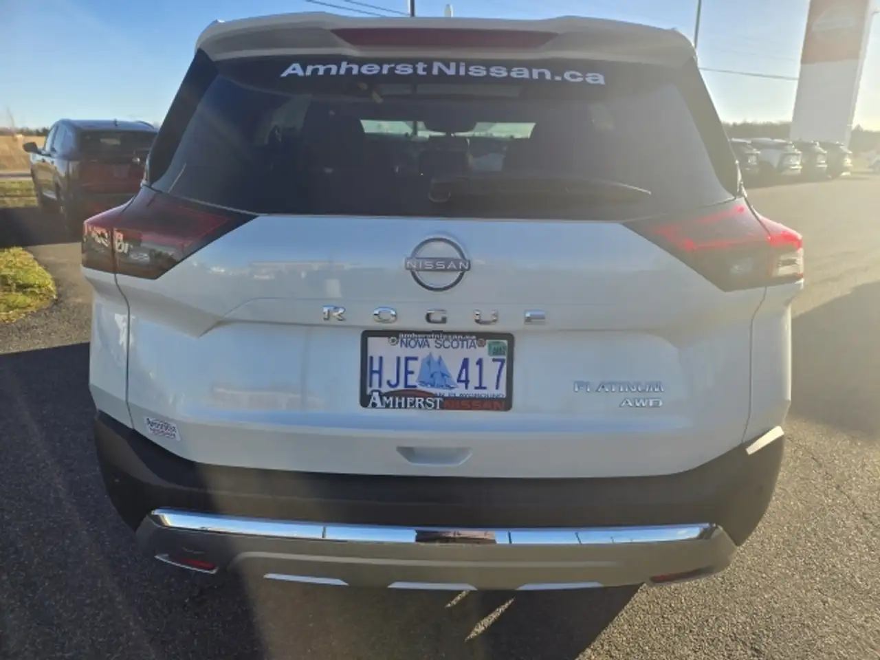 Nissan Rogue снимка Nissan Rogue