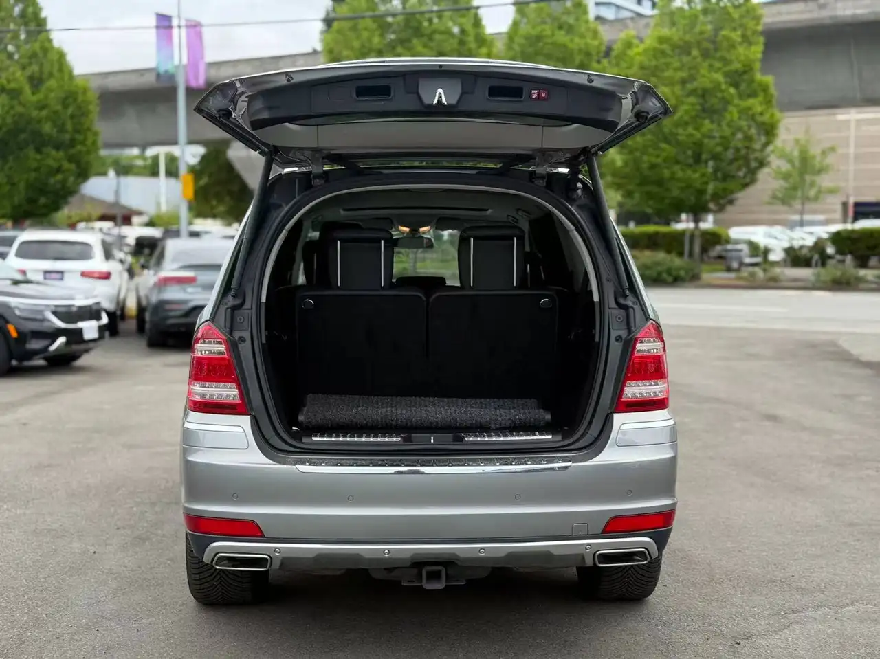 Mercedes-Benz GL-Class fotografie Mercedes-Benz GL-Class