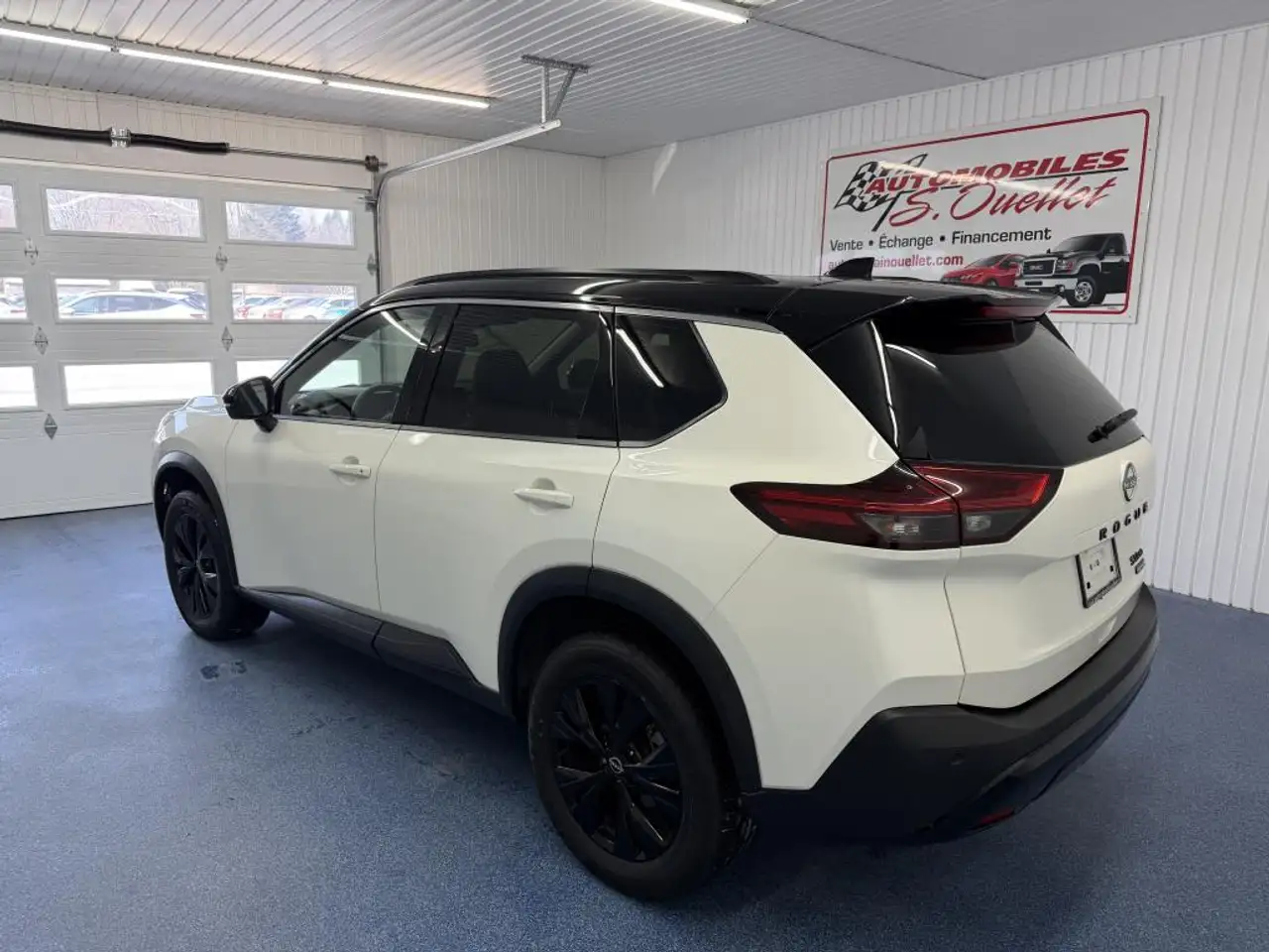Nissan Rogue снимка Nissan Rogue