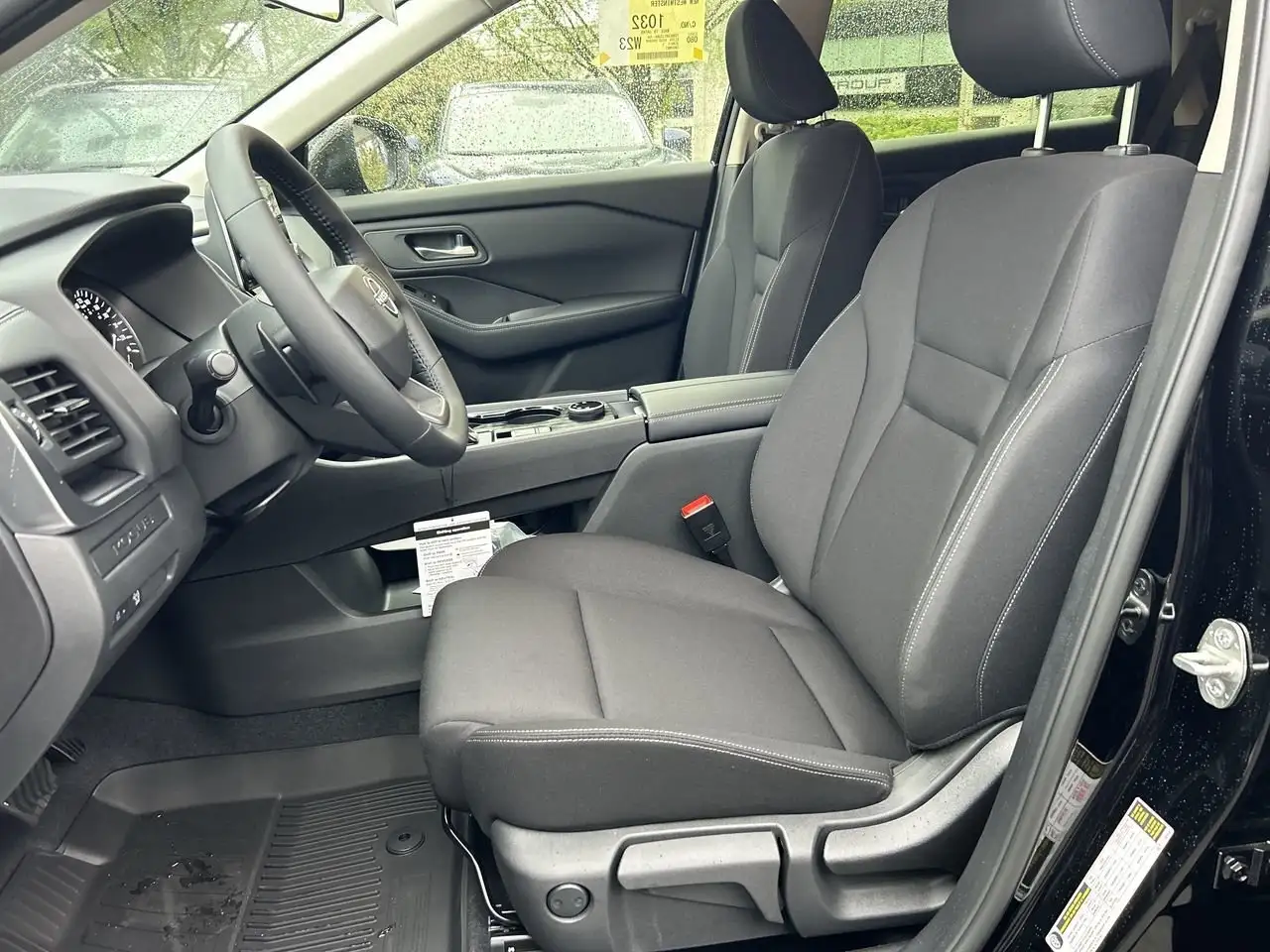 Nissan Rogue fotografie Nissan Rogue