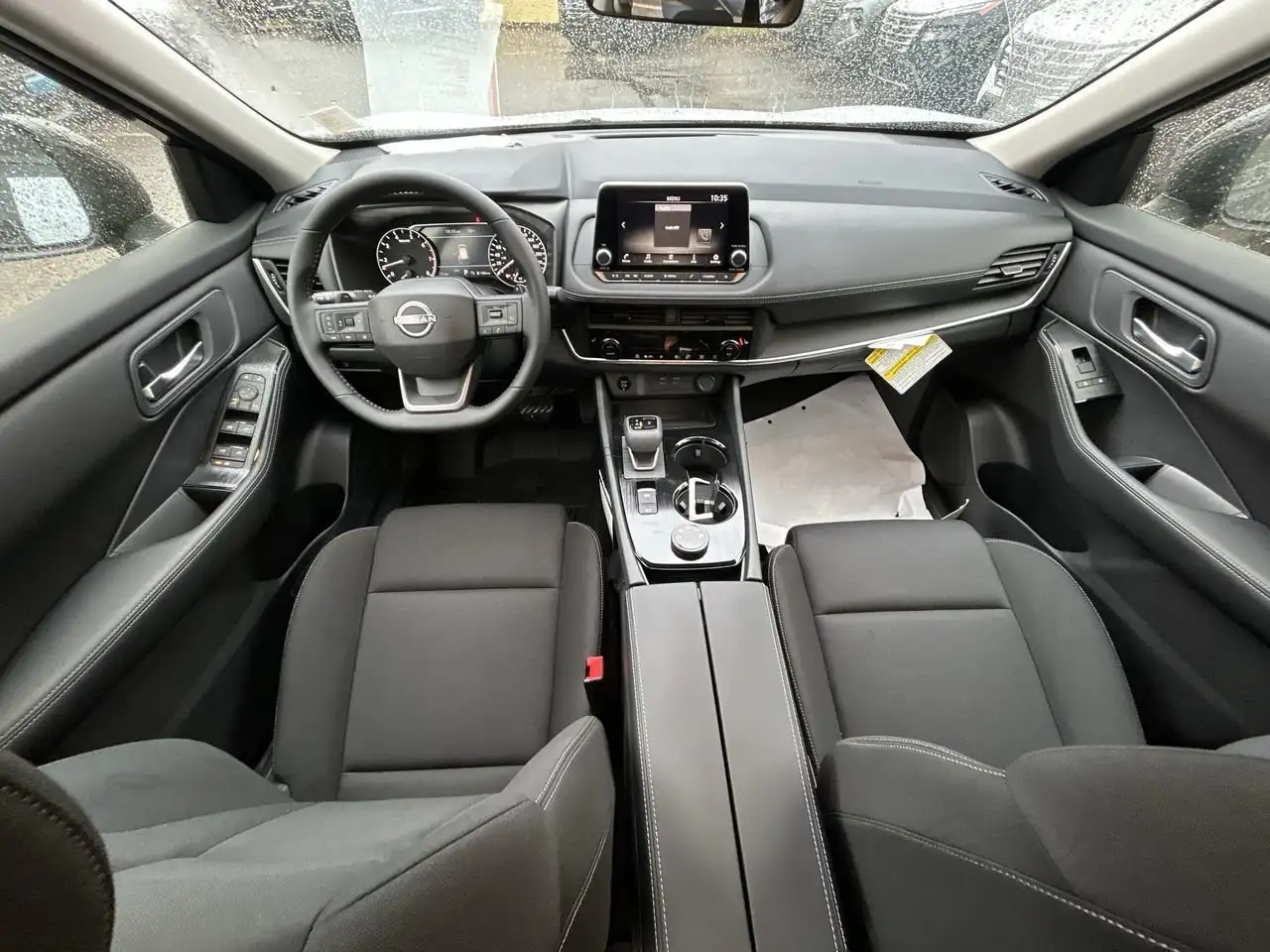 Nissan Rogue fotografie Nissan Rogue