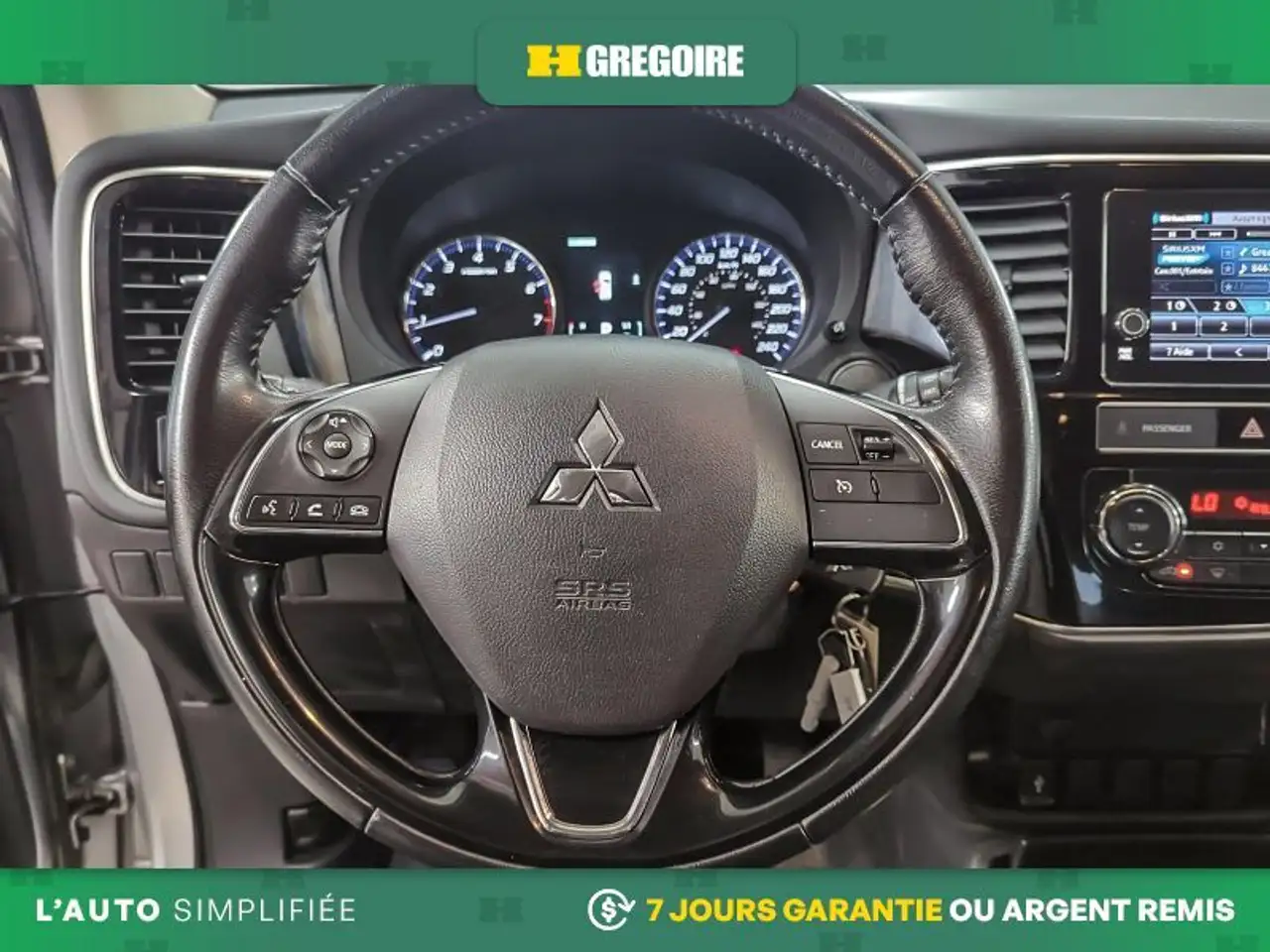 Mitsubishi Outlander снимка Mitsubishi Outlander