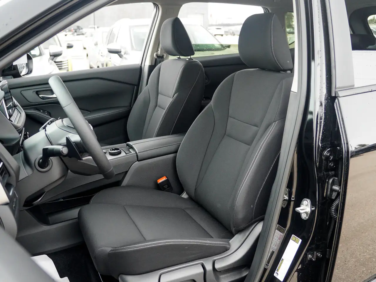 Nissan Rogue fotografie Nissan Rogue