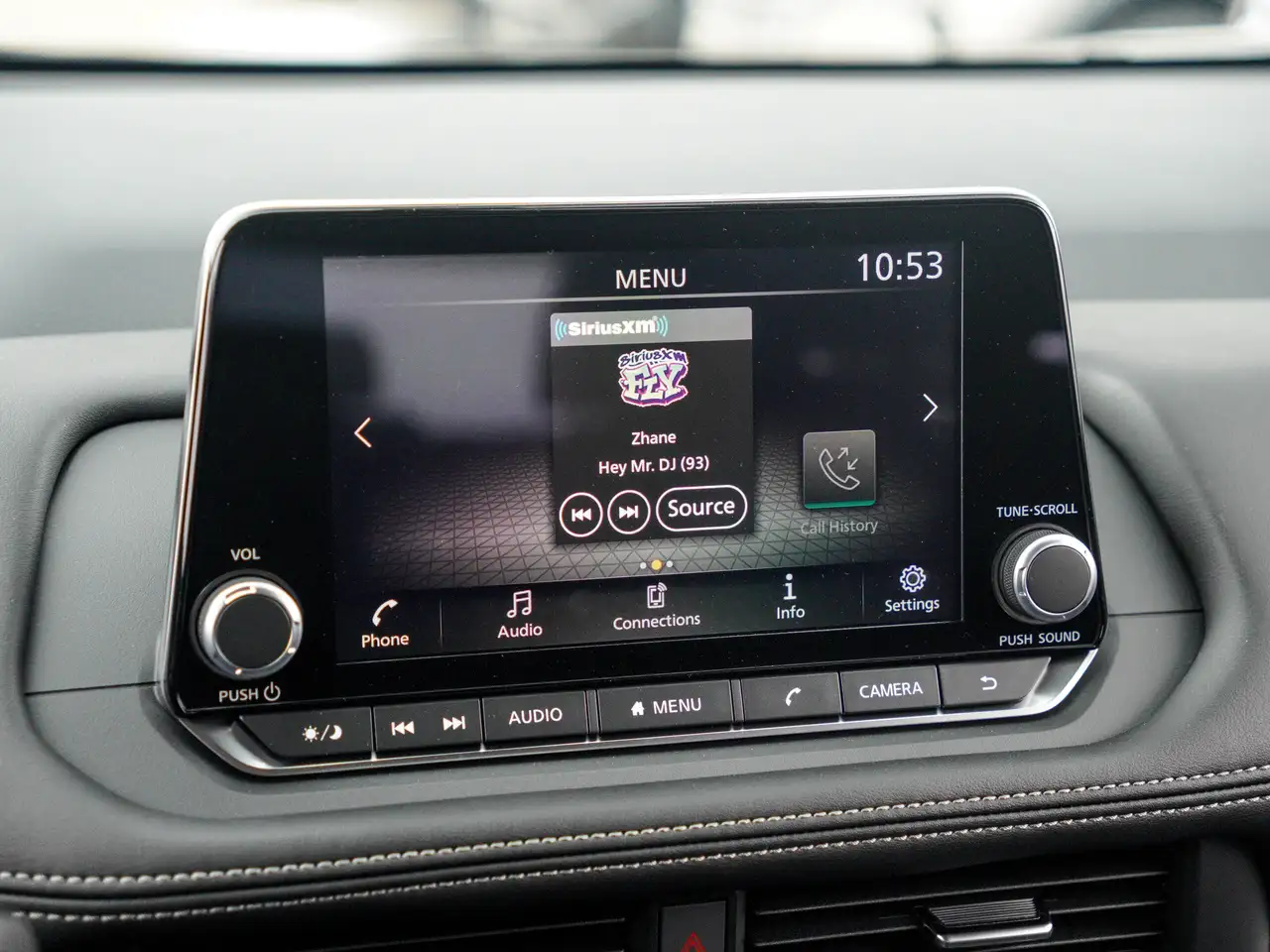Nissan Rogue fotografie Nissan Rogue