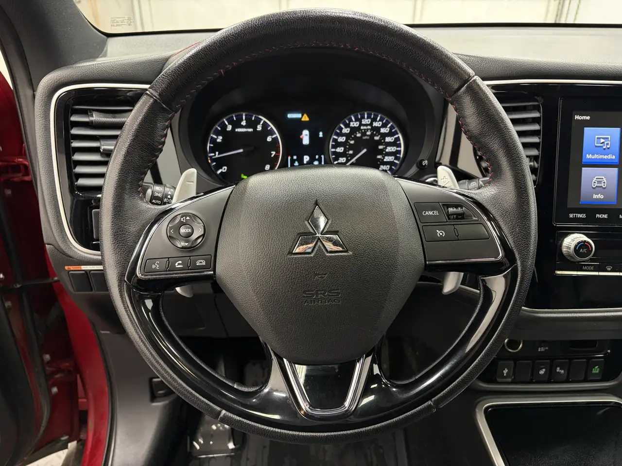 Mitsubishi Outlander fotografie Mitsubishi Outlander