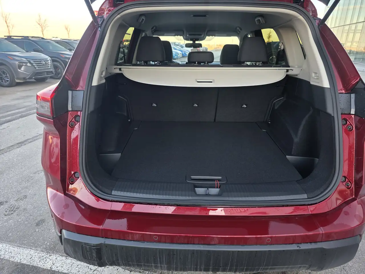 Nissan Rogue снимка Nissan Rogue