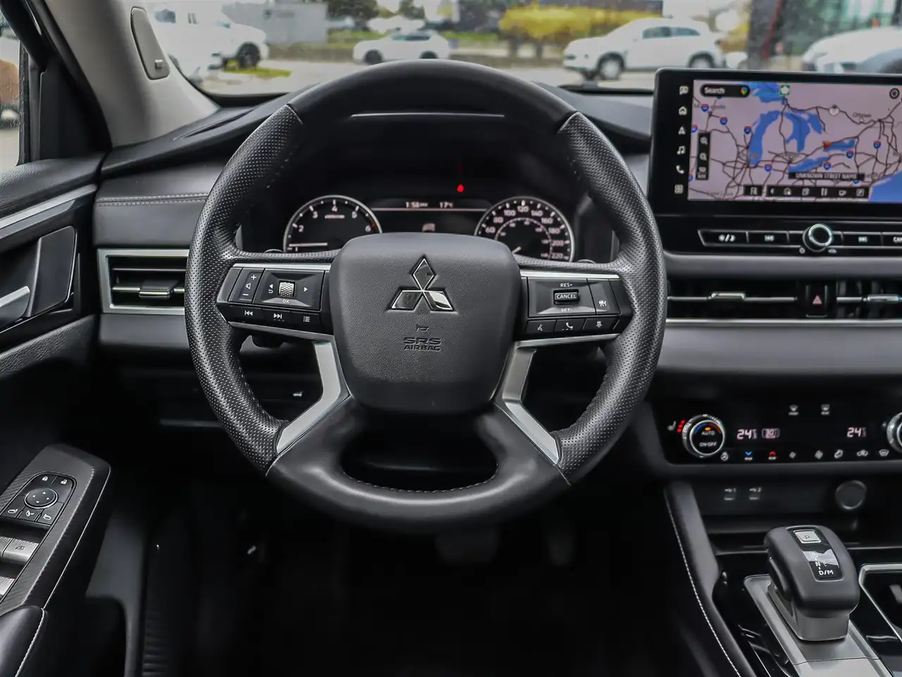Mitsubishi Outlander снимка Mitsubishi Outlander