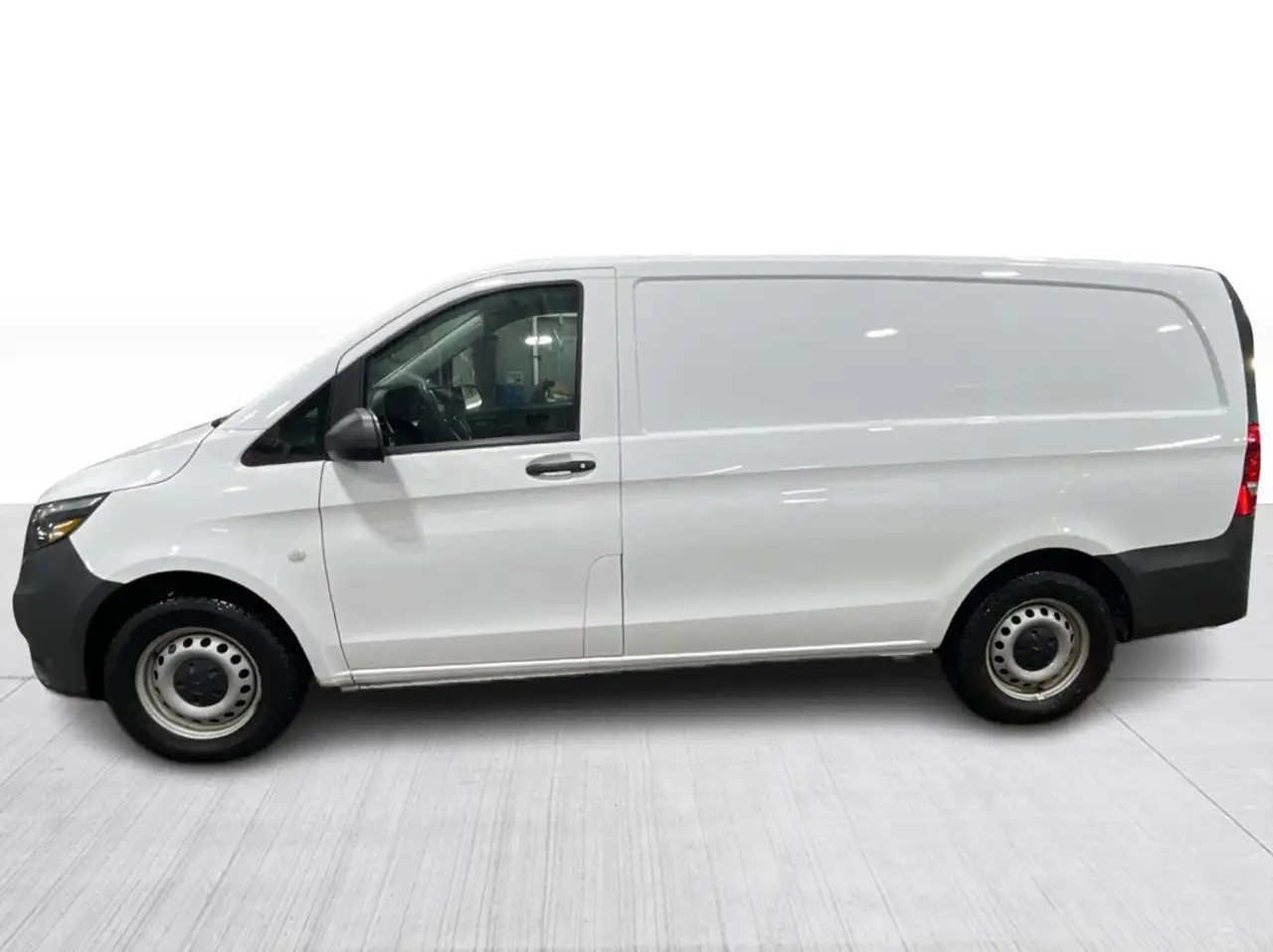 Mercedes-Benz Metris Cargo Van снимка Mercedes-Benz Metris Cargo Van