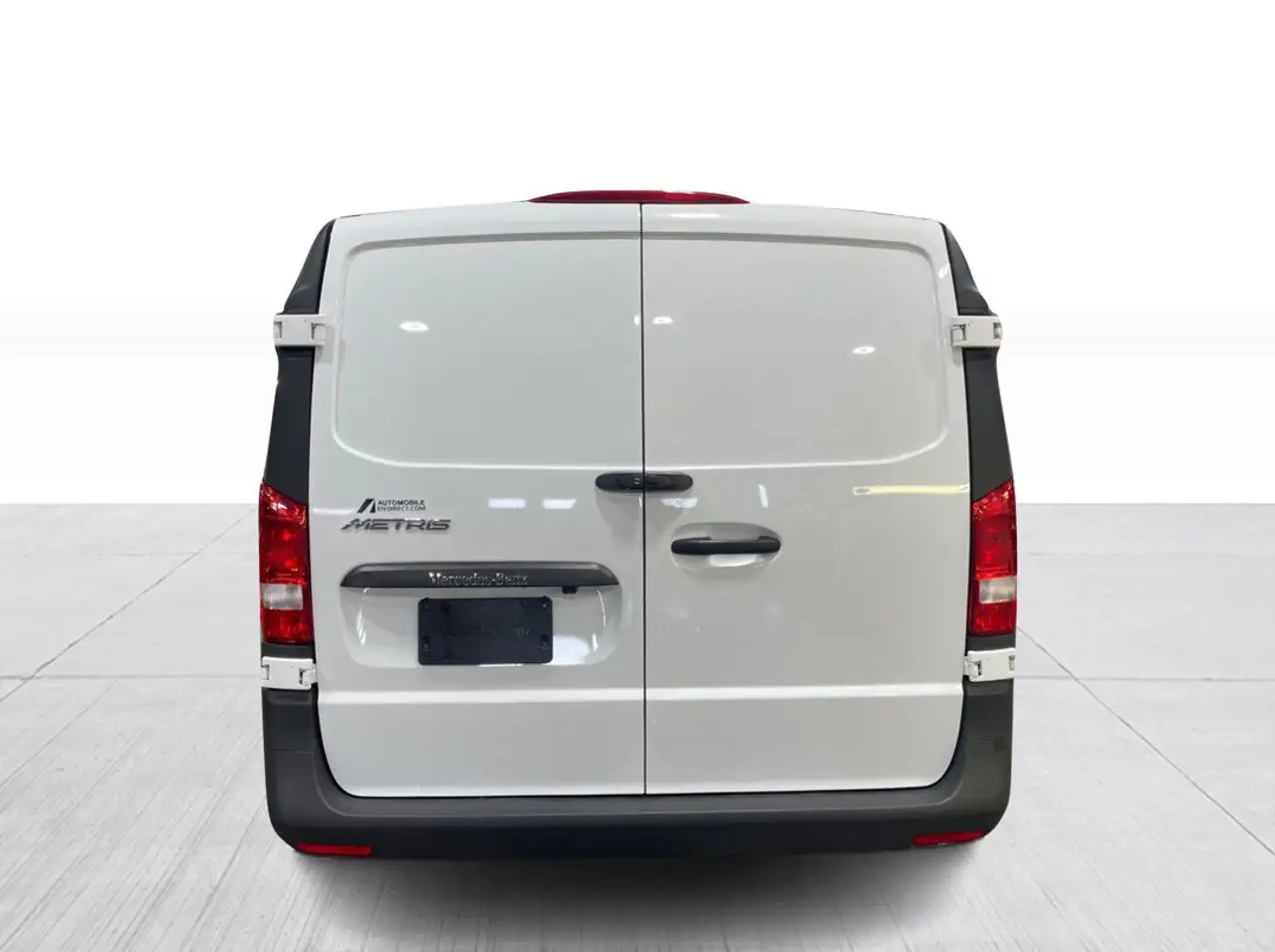 Mercedes-Benz Metris Cargo Van снимка Mercedes-Benz Metris Cargo Van