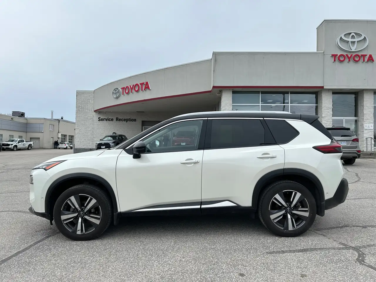 Nissan Rogue снимка Nissan Rogue