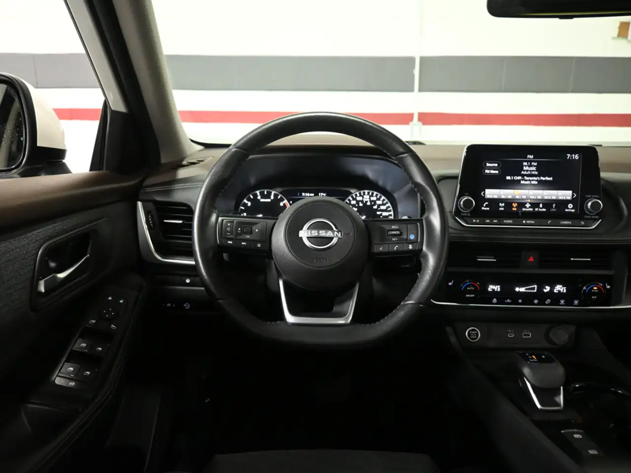 Nissan Rogue fotografie Nissan Rogue
