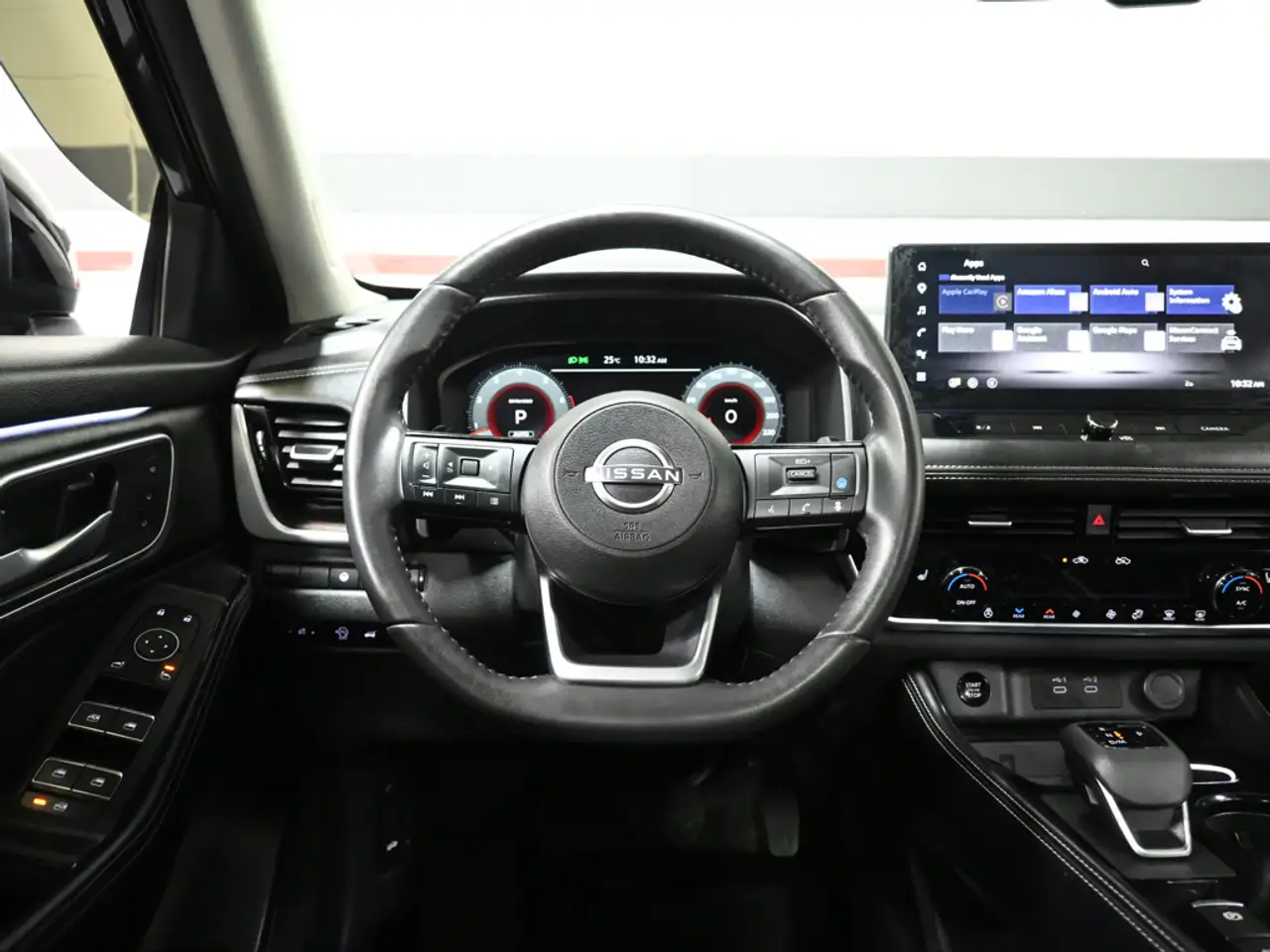 Nissan Rogue photo Nissan Rogue