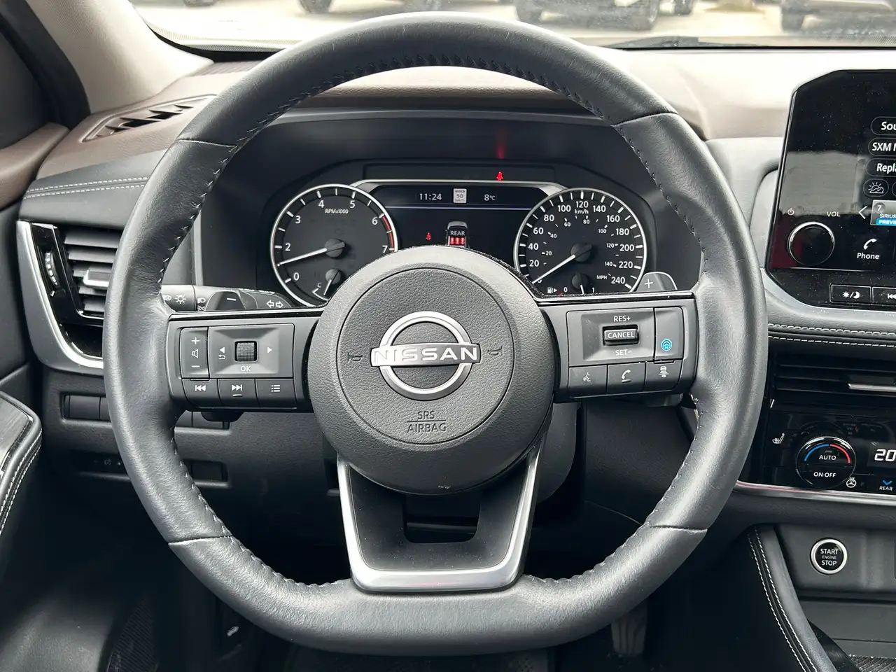 Nissan Rogue снимка Nissan Rogue