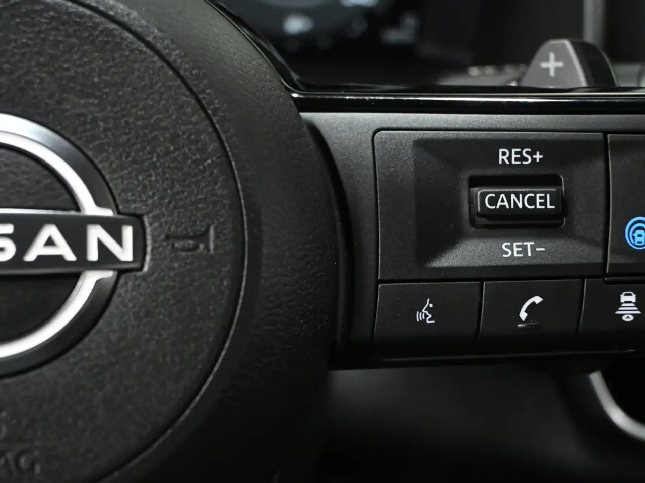 Nissan Rogue photo Nissan Rogue