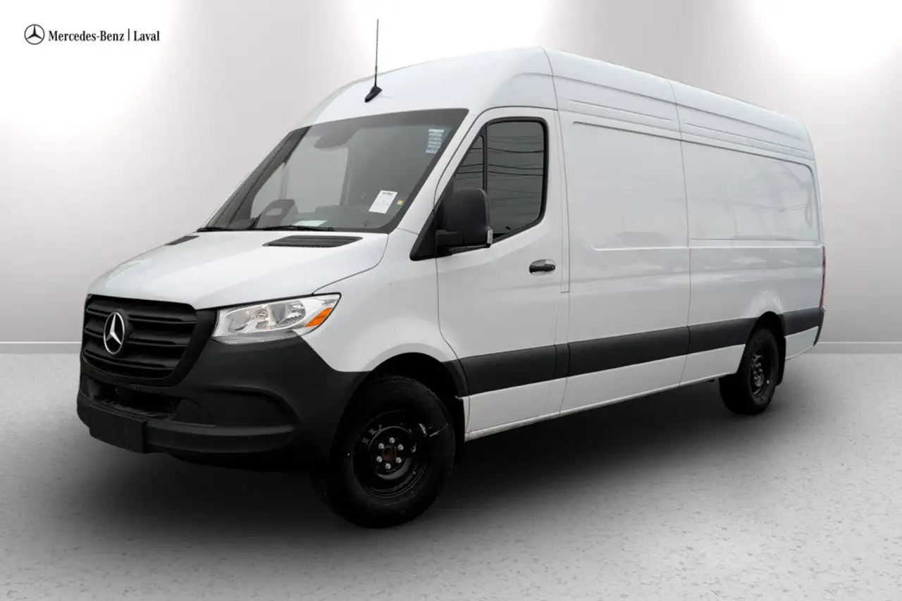 Mercedes-Benz Sprinter photo Mercedes-Benz Sprinter
