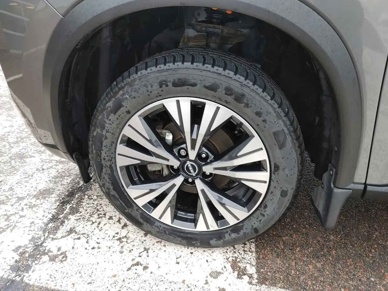 Nissan Rogue снимка Nissan Rogue